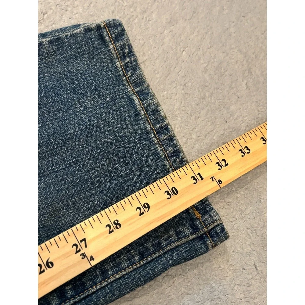 Levi's 505 Jeans Womens 10M Straight Leg Medium Wash Blue Denim Casual